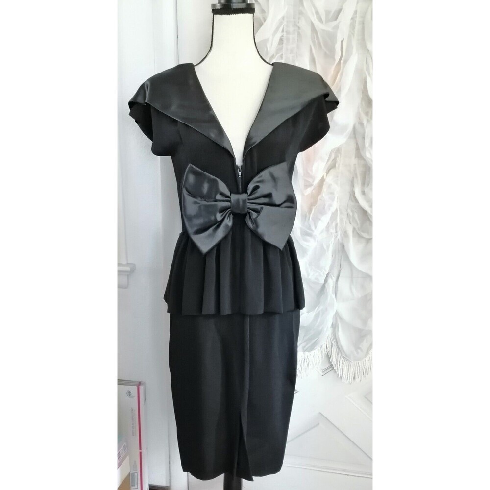 Vintage Women Size 8 Black Peplum Dress Big Bow Accent Made in USA